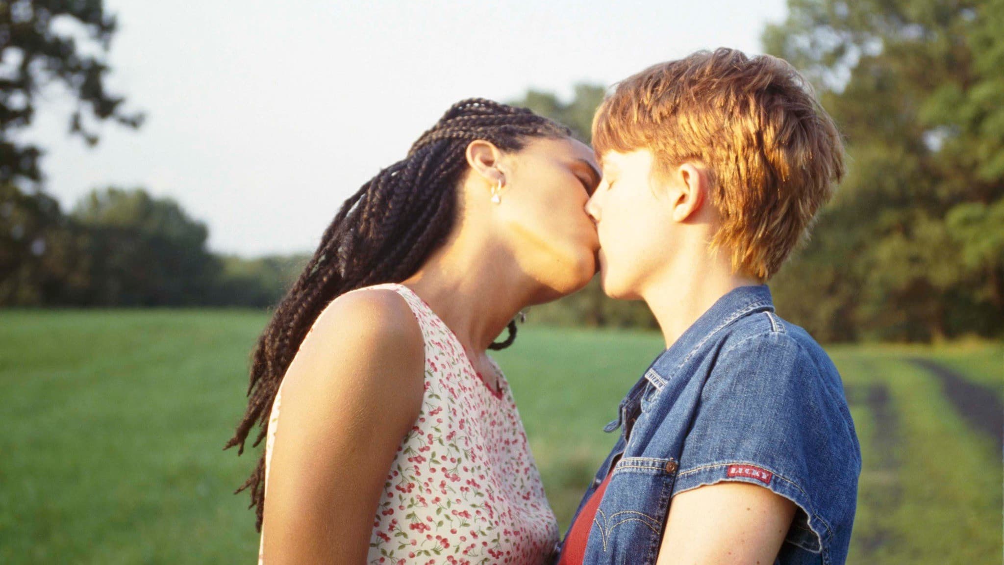 Due ragazze innamorate - immagine