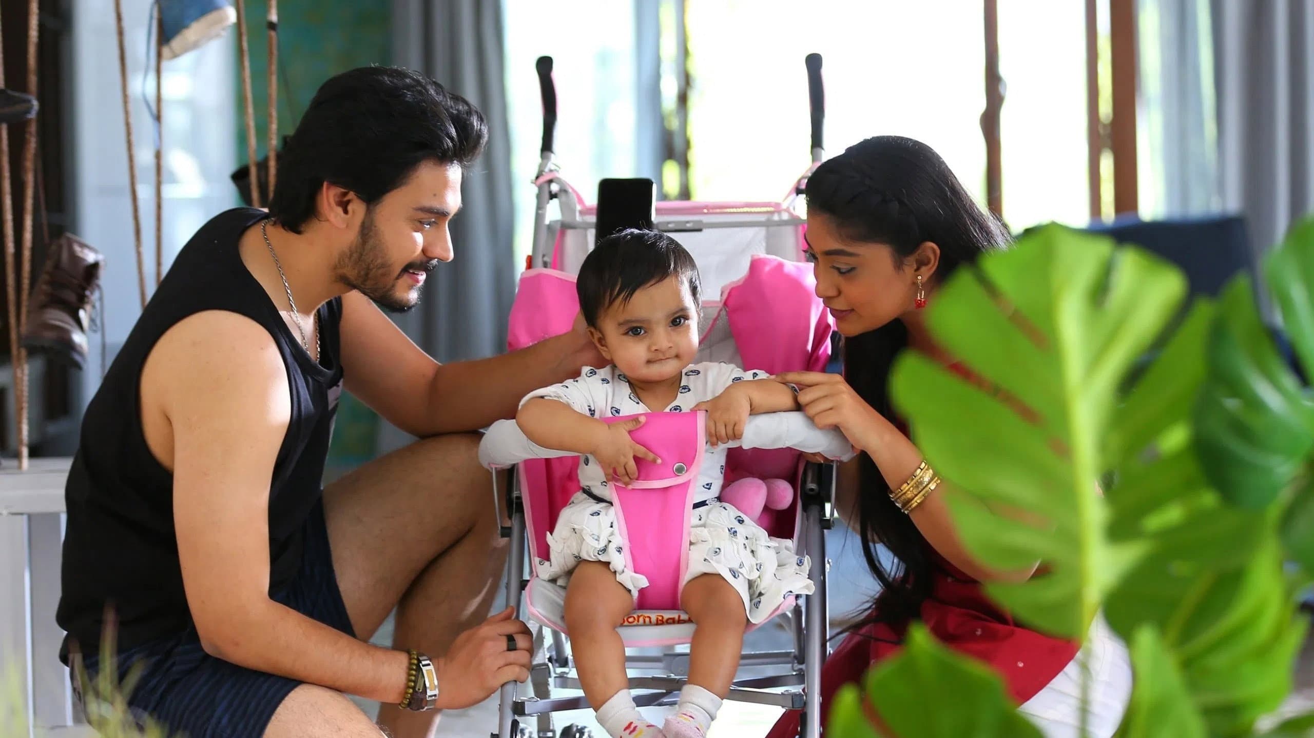 FCUK: Father Chitti Umaa Kaarthik - immagine