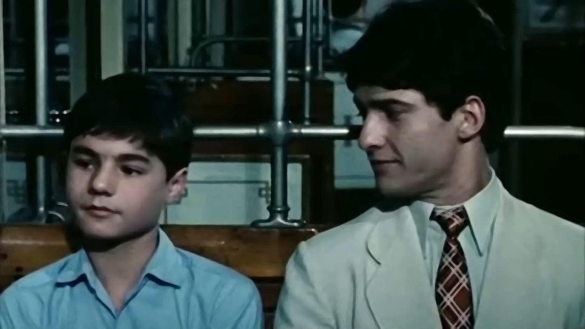 Un enfant dans la foule - immagine