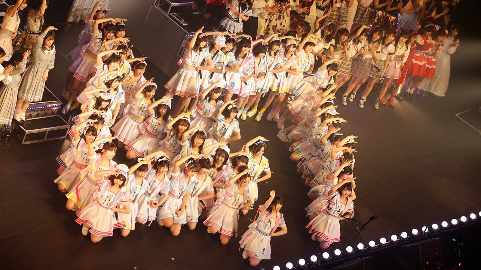 AKB48グループリクエストアワー セットリストベスト100 2018 - immagine