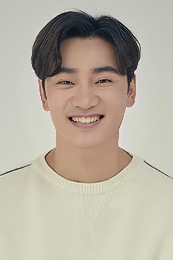 윤석현