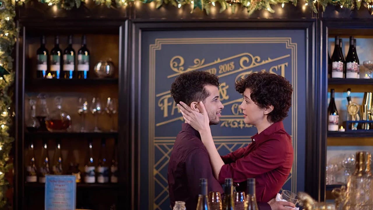 The 5-Year Christmas Party - immagine