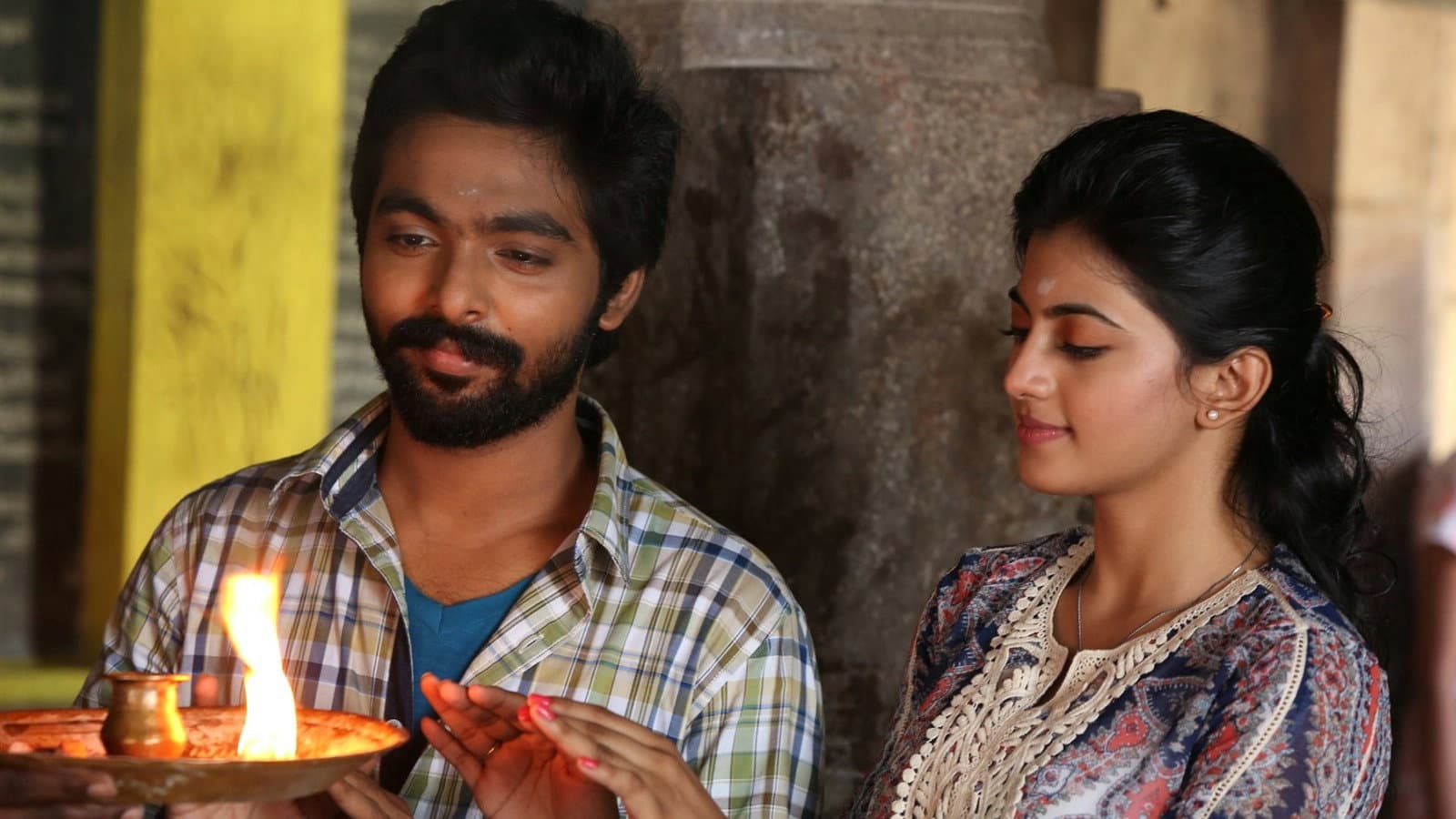கடவுள் இருக்கான் குமாரு - immagine