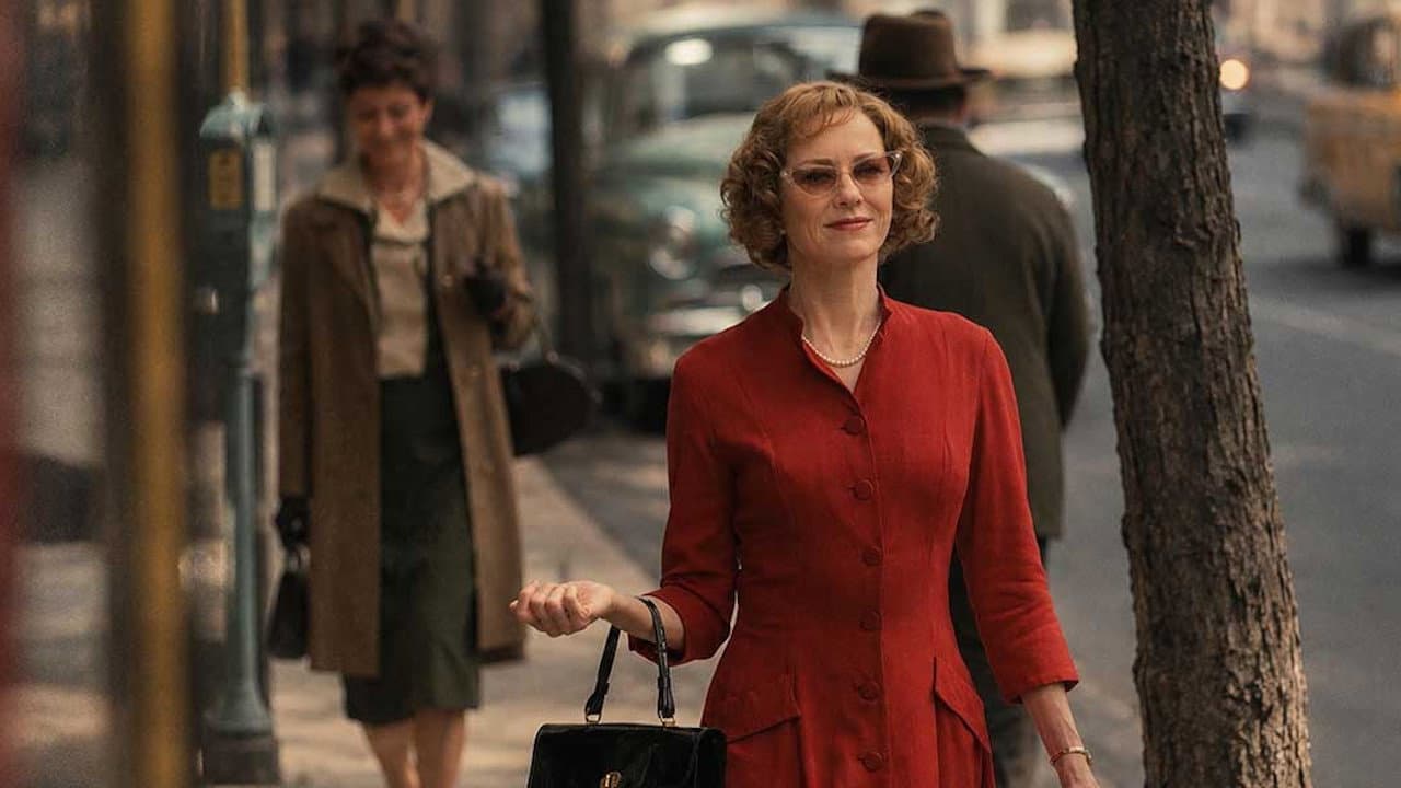 The Housewife - immagine