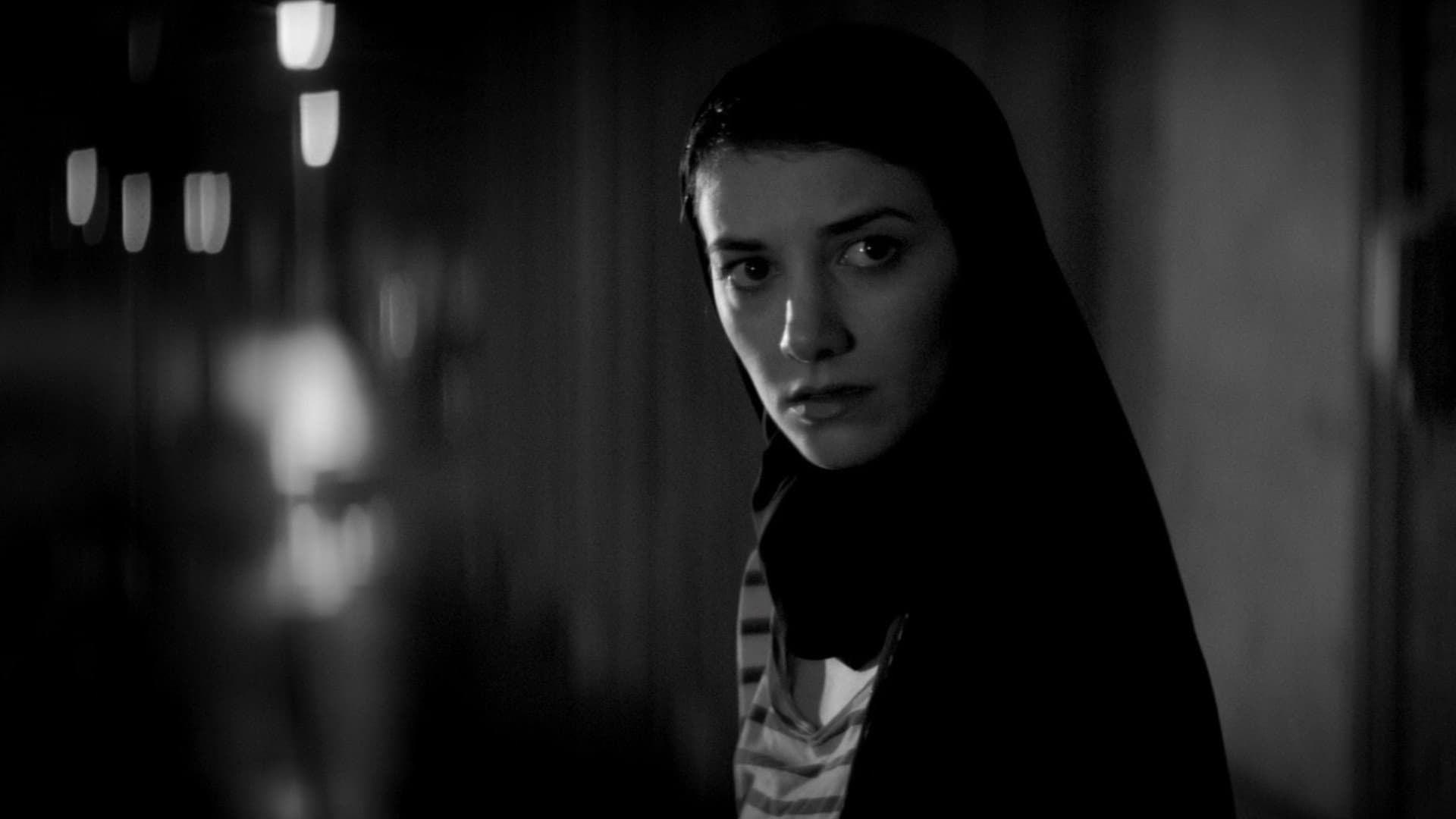 A Girl Walks Home Alone at Night - immagine