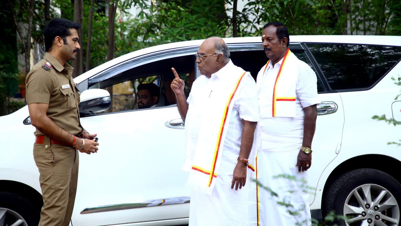 ஒரு நொடி - immagine