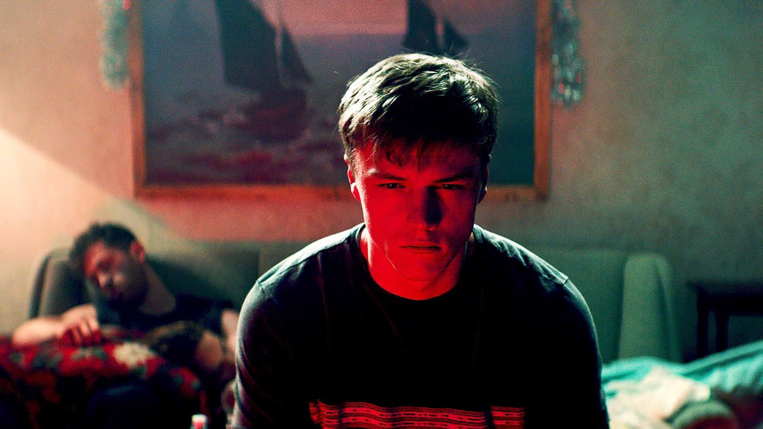 Await Further Instructions - immagine
