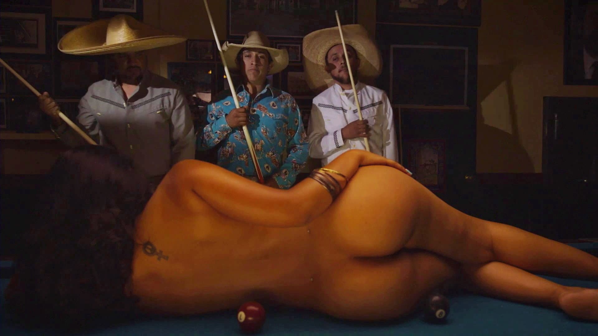 Naked People Every Where - immagine