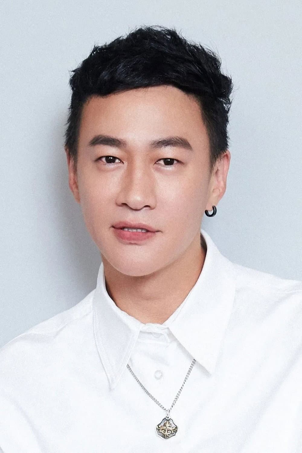 何润东