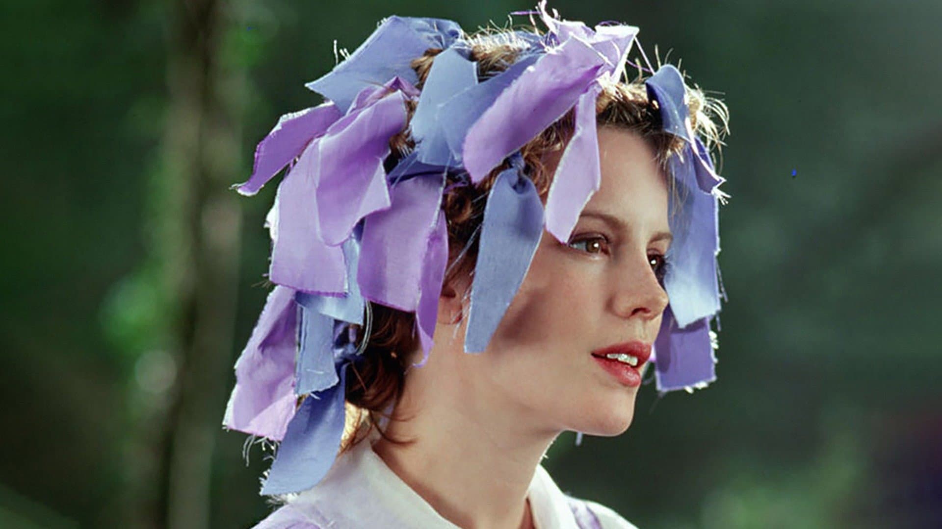 Alice Through the Looking Glass - immagine