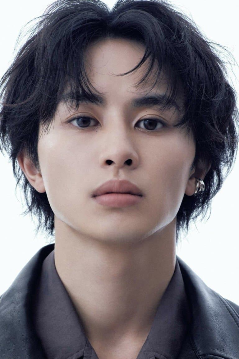 草川拓弥