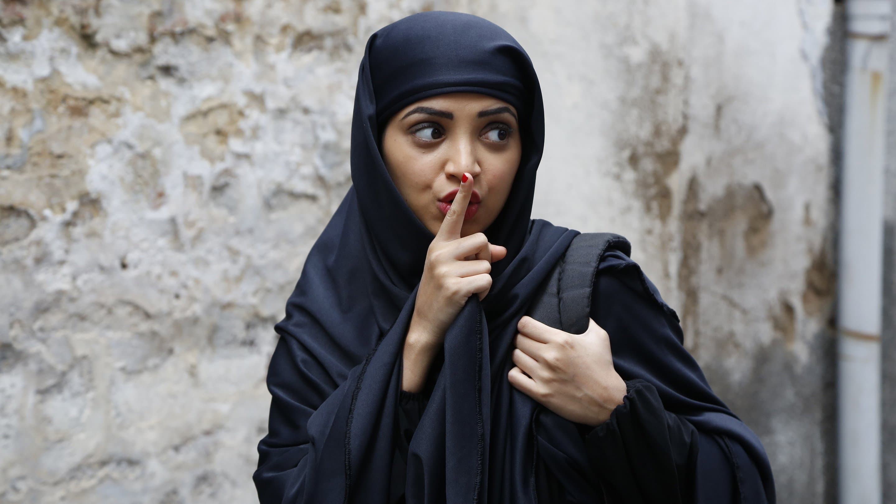 Lipstick Under My Burkha - immagine