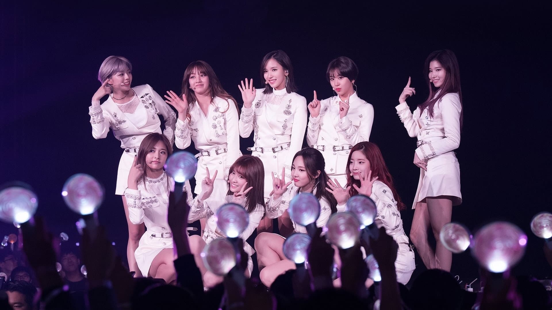 TWICE TOUR [TWICELAND : THE OPENING] - immagine
