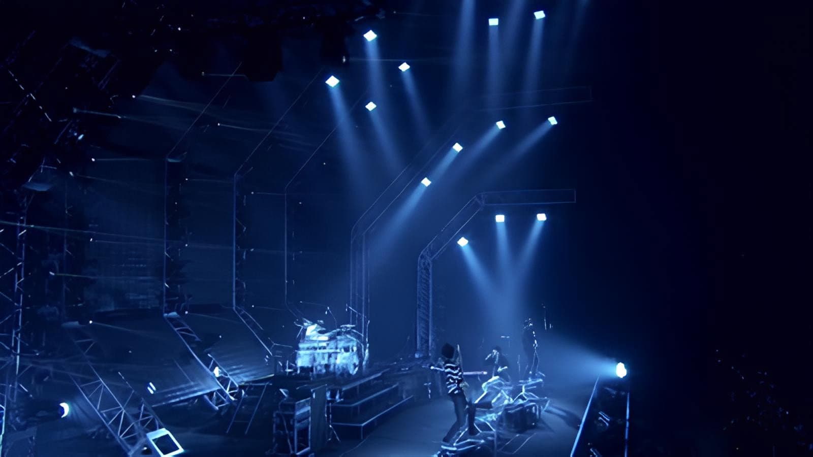 CNBLUE 2015 ARENA TOUR ～Be a Supernova～ - immagine