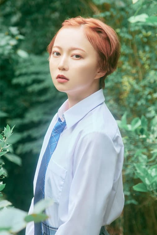 安本彩花