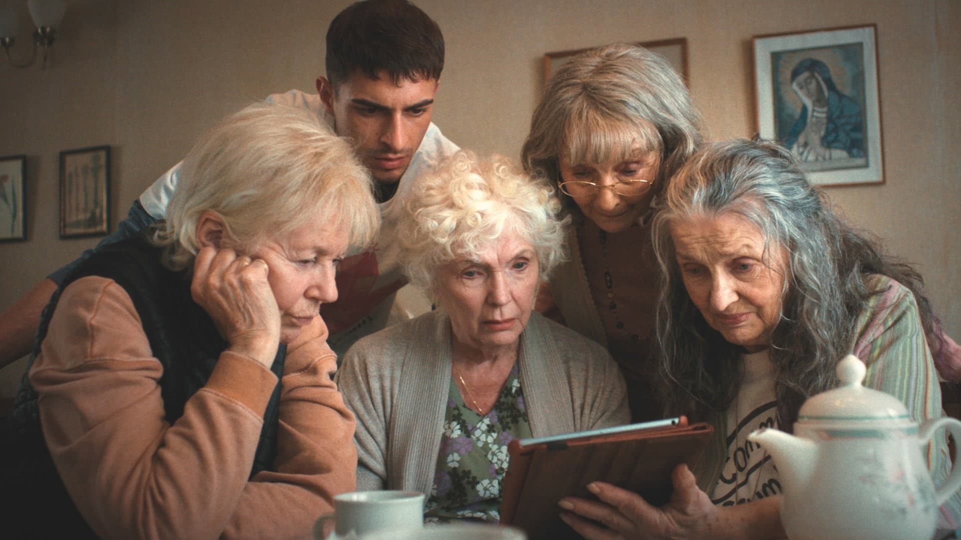 Four Mothers - immagine
