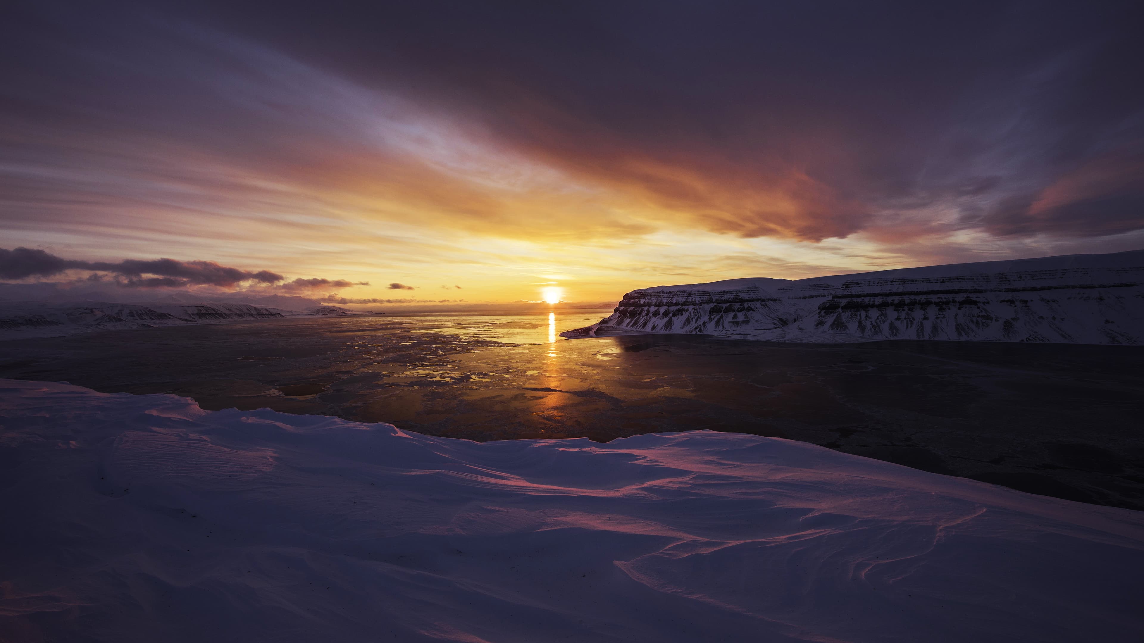 Ice on Fire - immagine