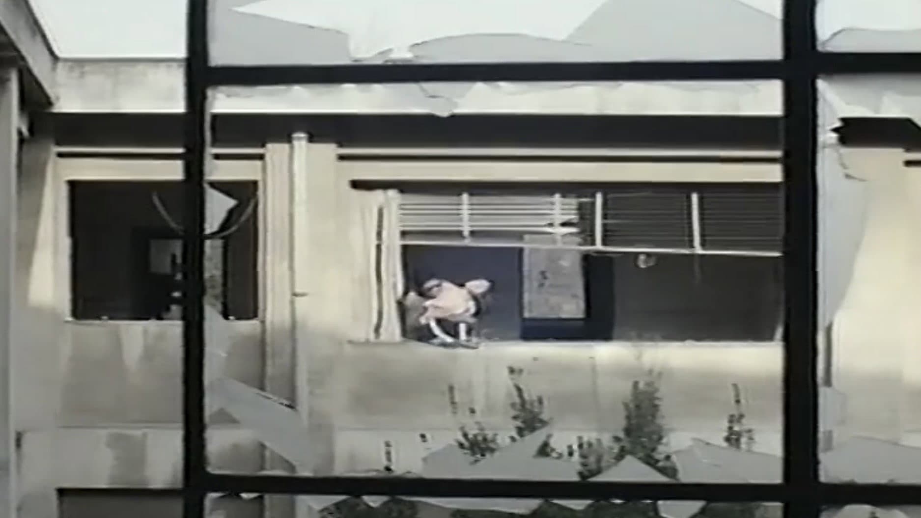 凌辱！制服処女 - immagine