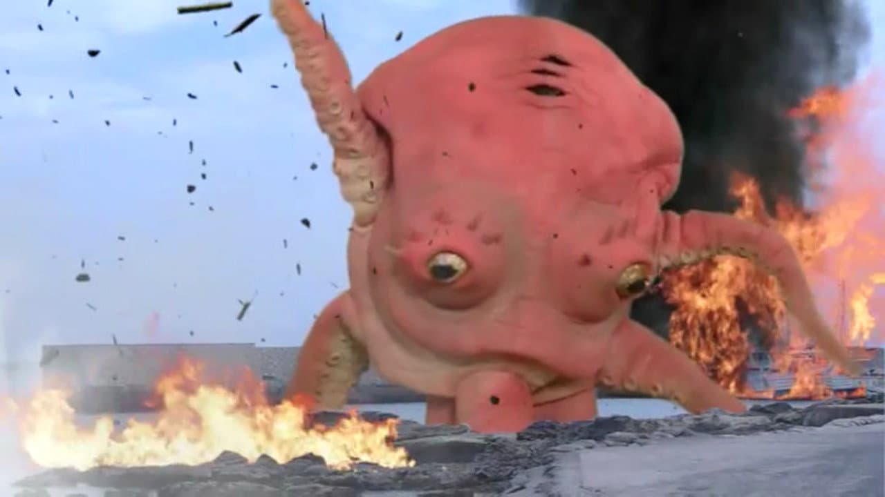 Giant Woman vs. Big Octopus - immagine