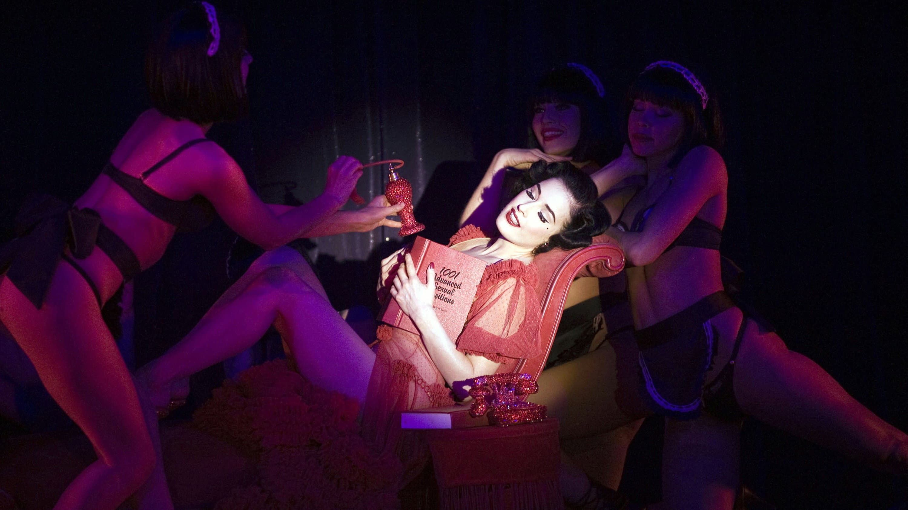 Crazy Horse, Paris with Dita Von Teese - immagine