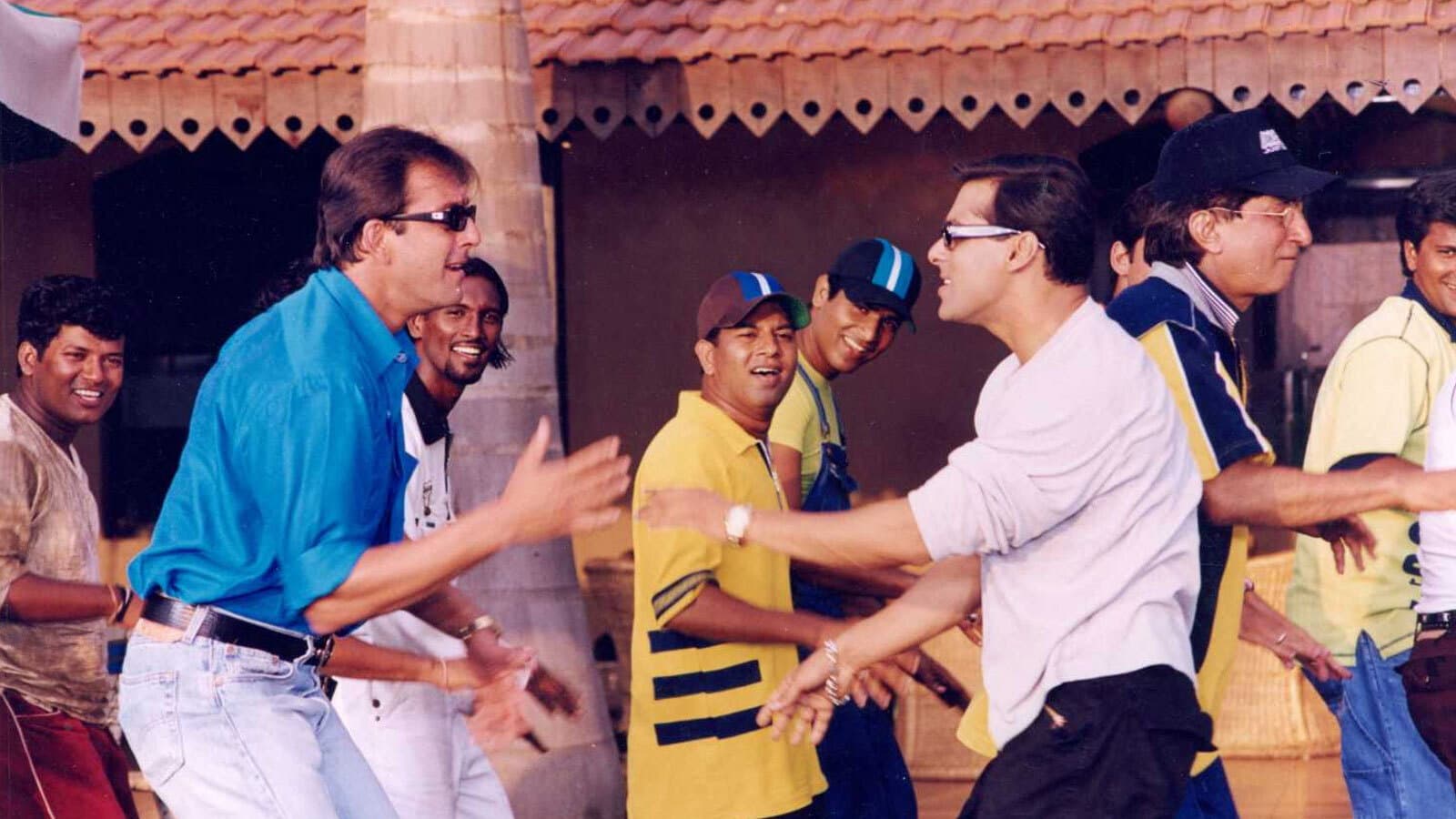 Chal Mere Bhai - immagine