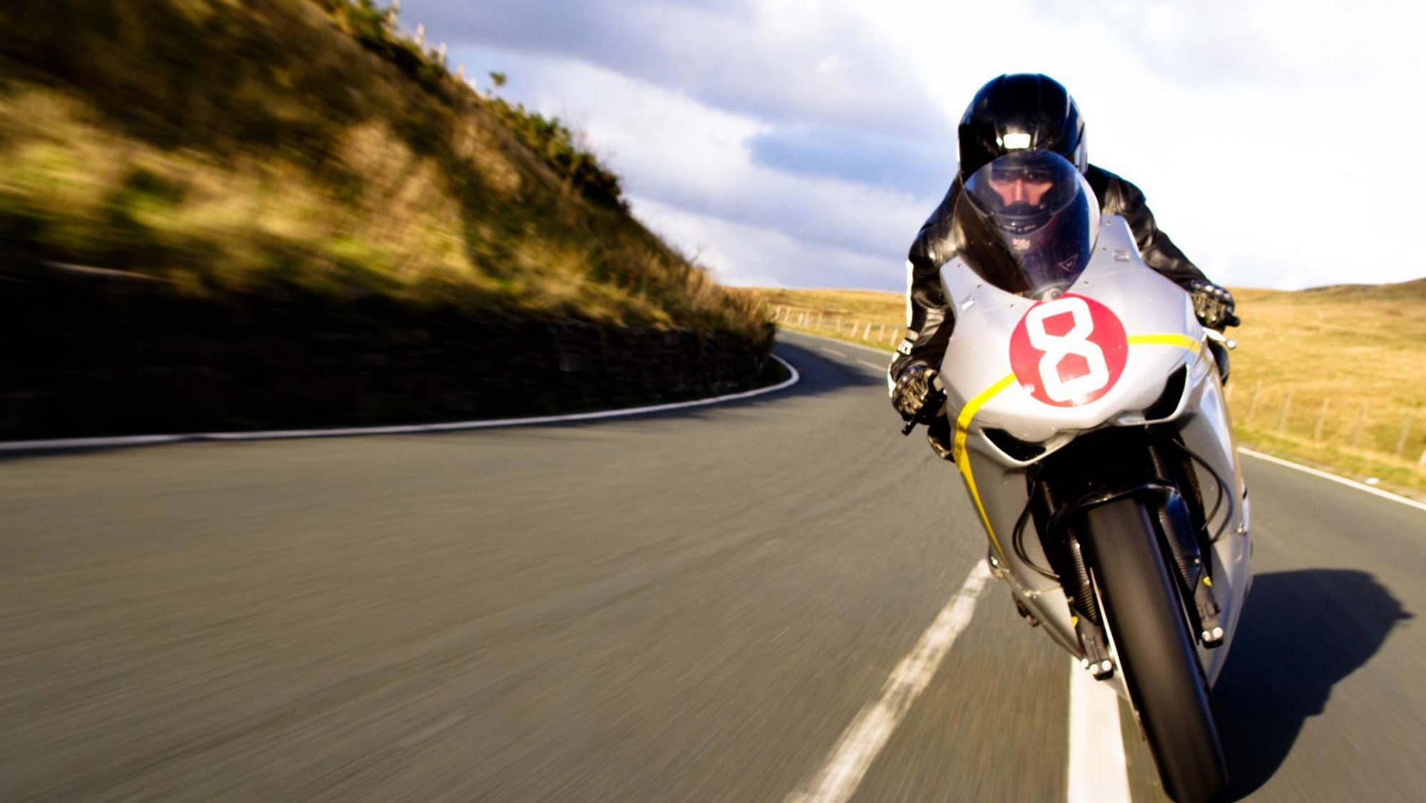 TT3D: Closer to the Edge - immagine