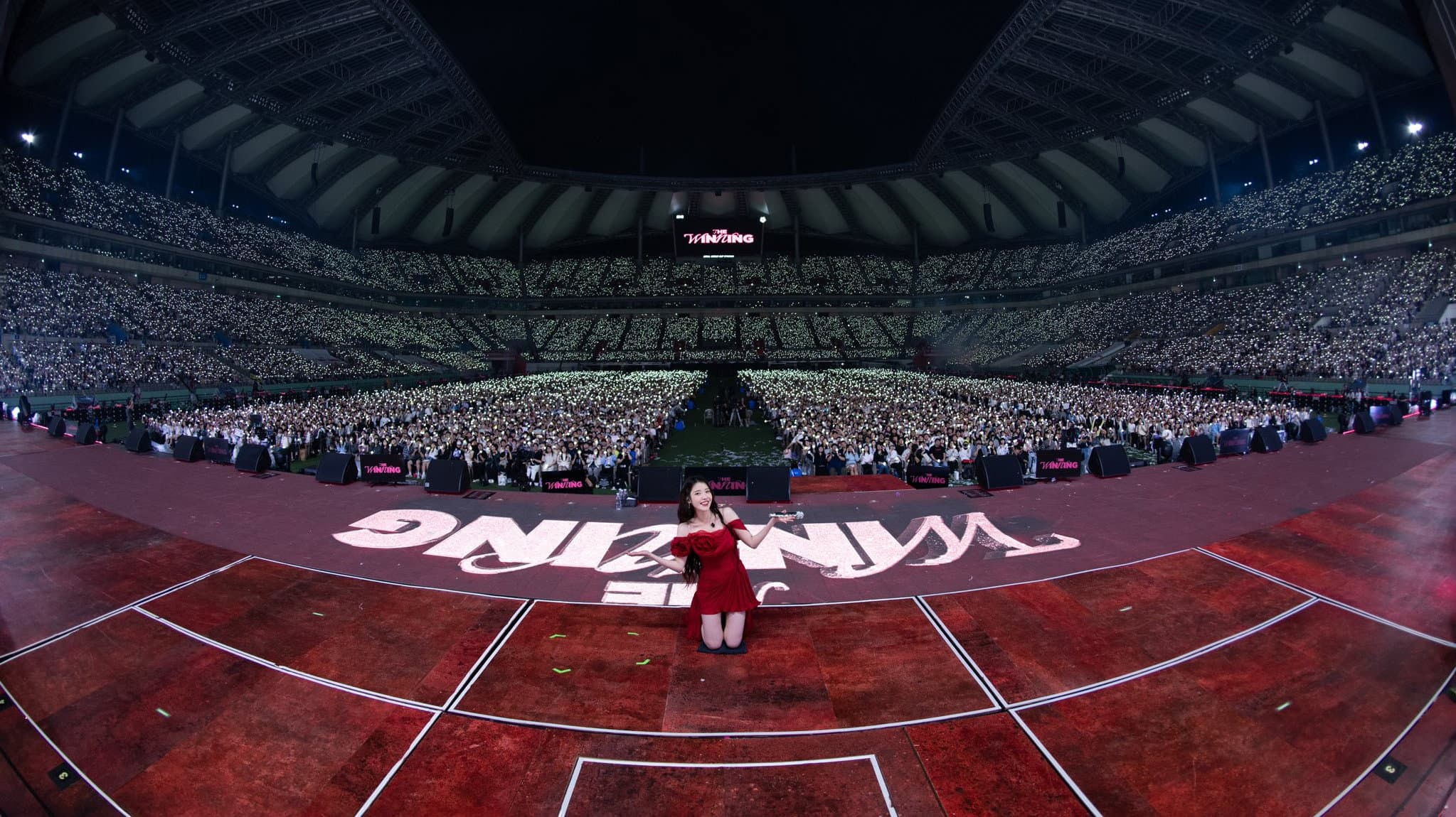 IU [HEREH] WORLD TOUR ENCORE : THE WINNING - immagine