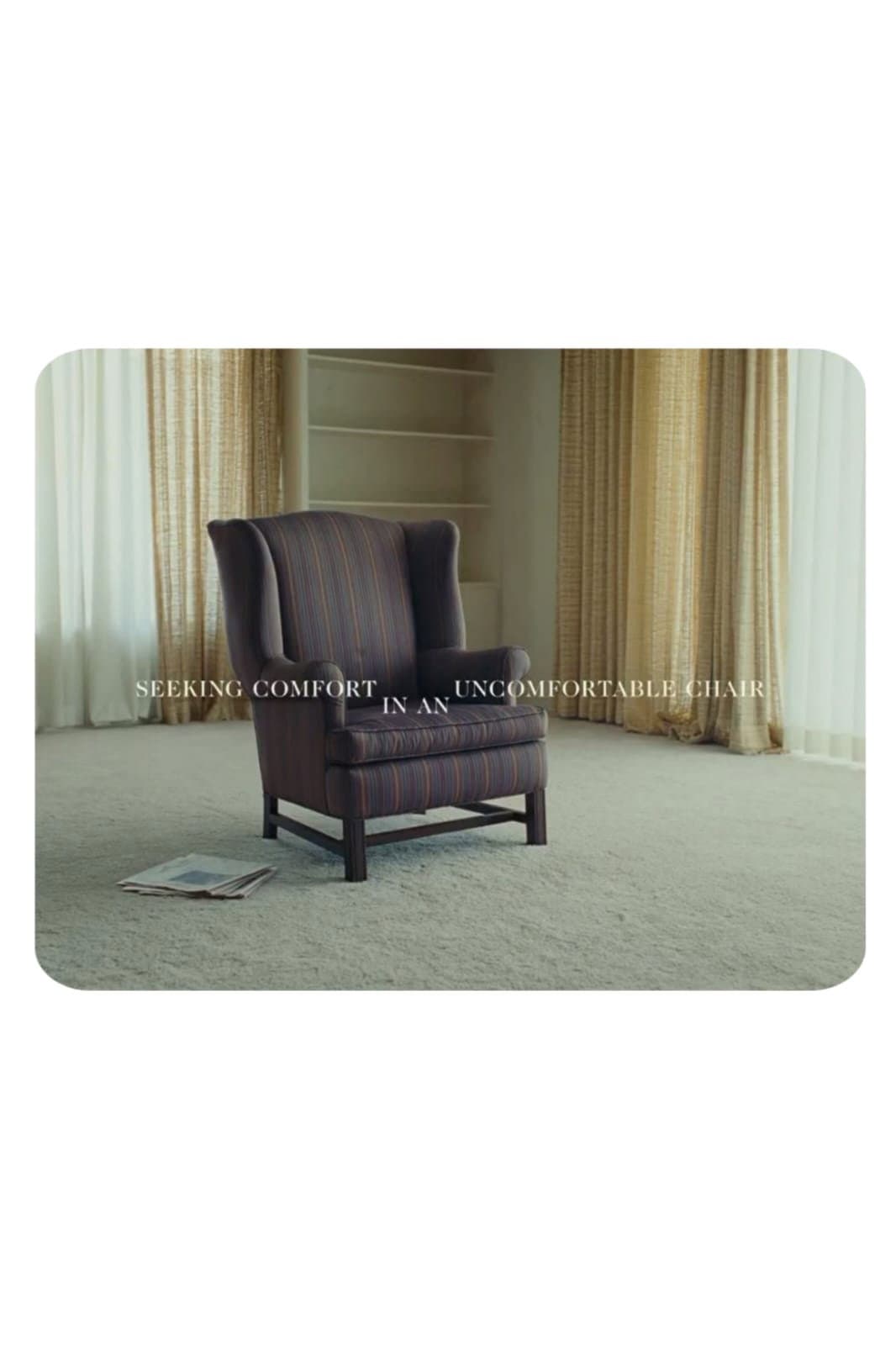 Poster di Seeking Comfort In An Uncomfortable Chair