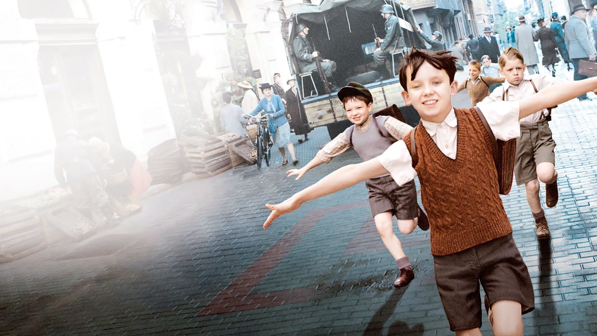 Il bambino con il pigiama a righe - immagine