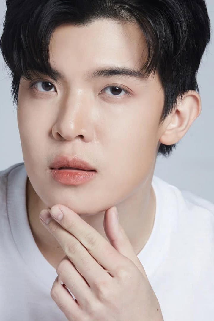 บอส สุทธิภัทร ทวนทอง