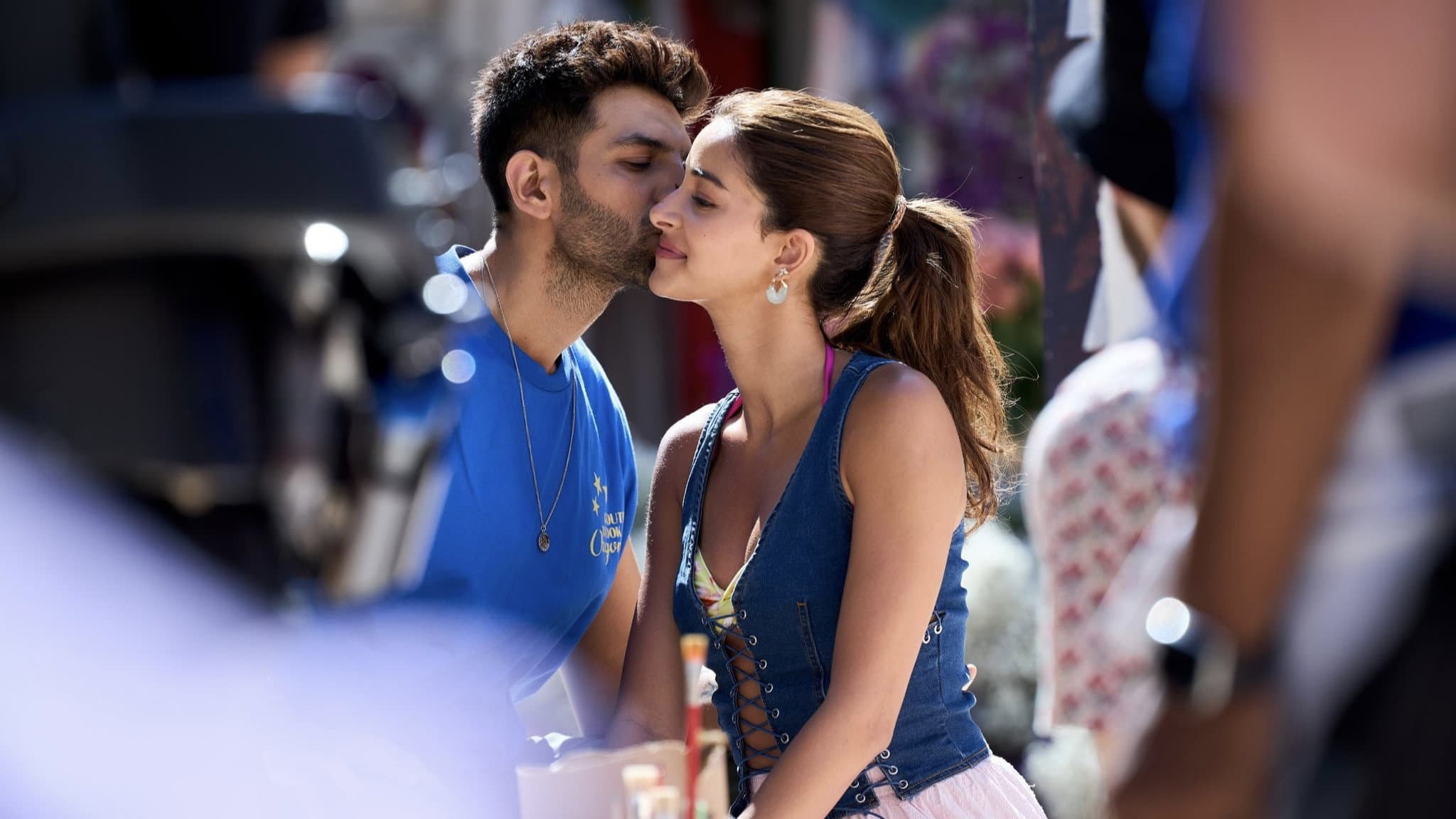 तू मेरी मैं तेरा मैं तेरा तू मेरी - immagine