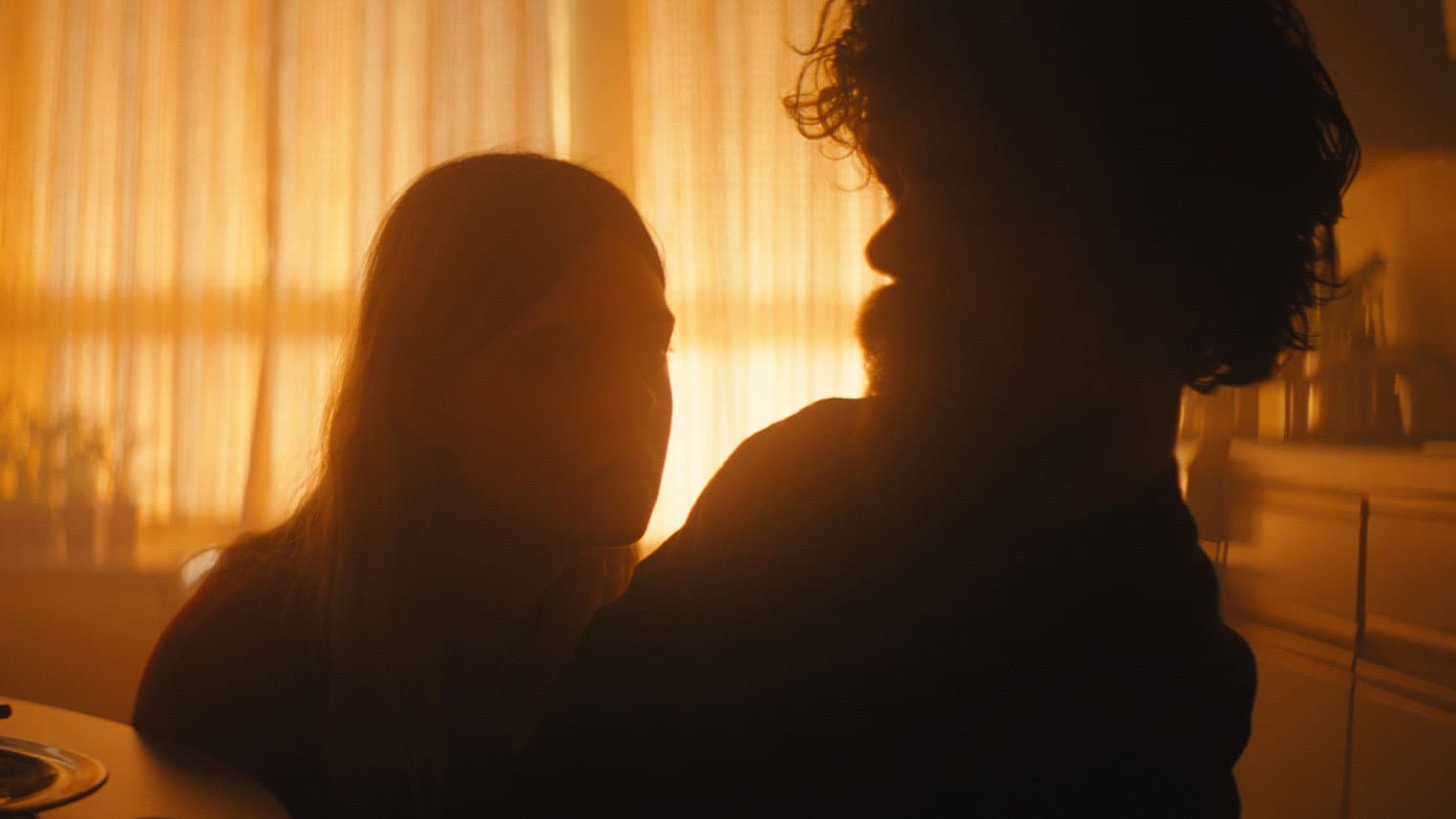I Think We're Alone Now - immagine