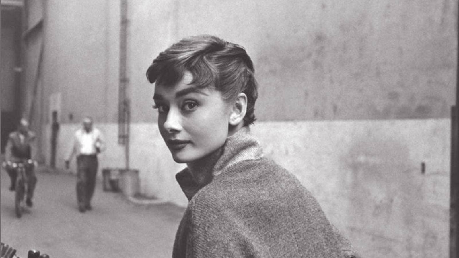 Audrey Hepburn - Breakfast with Eternity - immagine