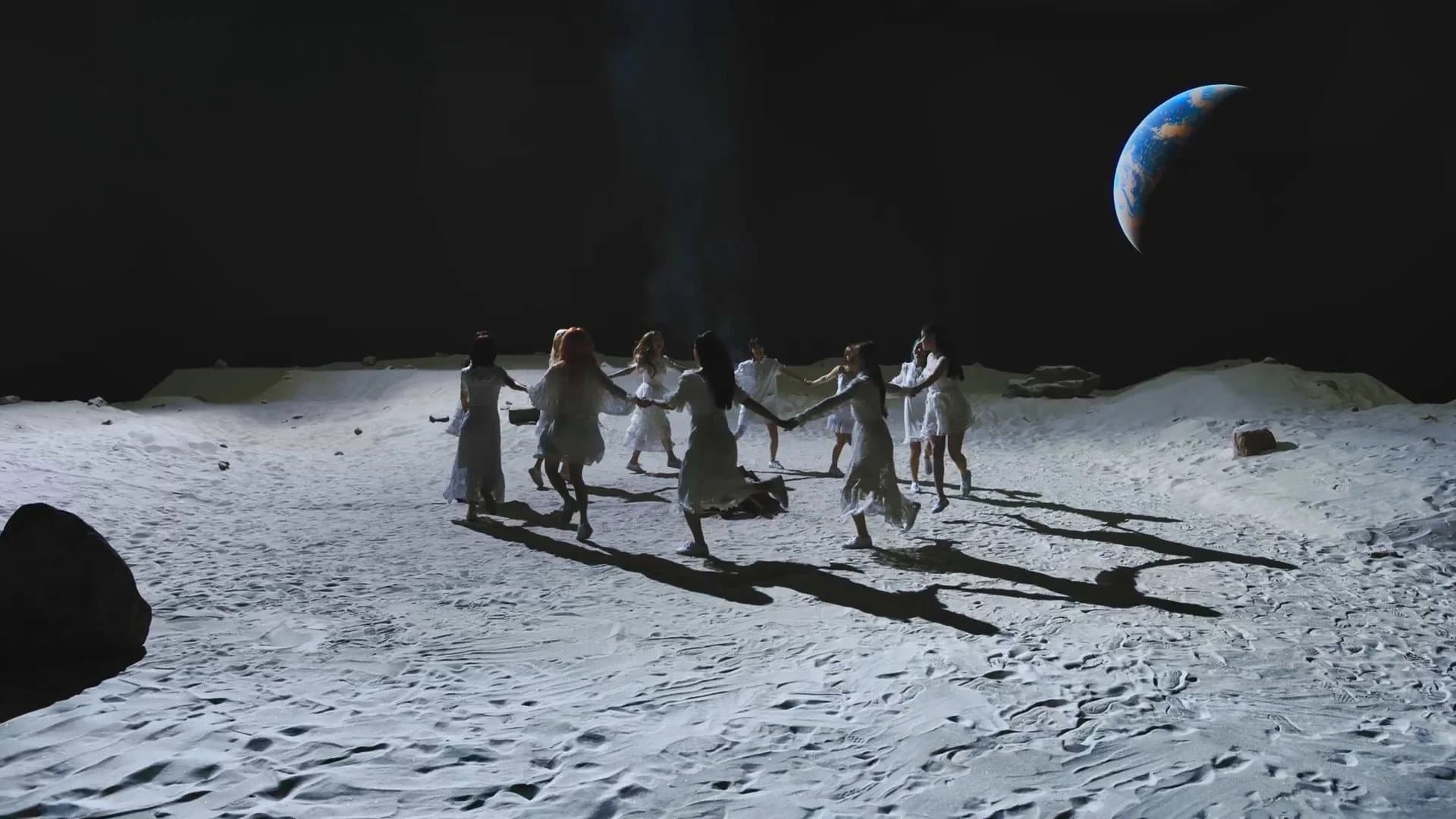 이달의 소녀 LOOΠΔ On Wave [LOOΠΔTHEWORLD : Midnight Festival] - immagine