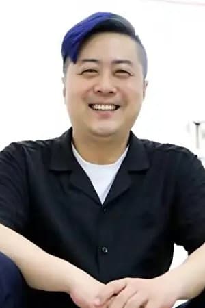 张震