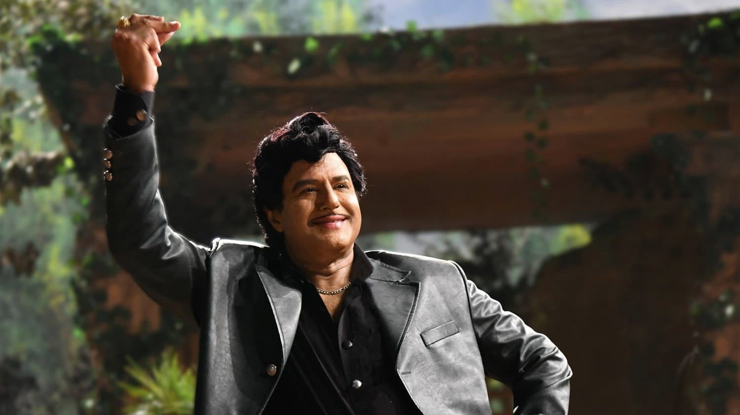 N.T.R: Kathanayakudu - immagine