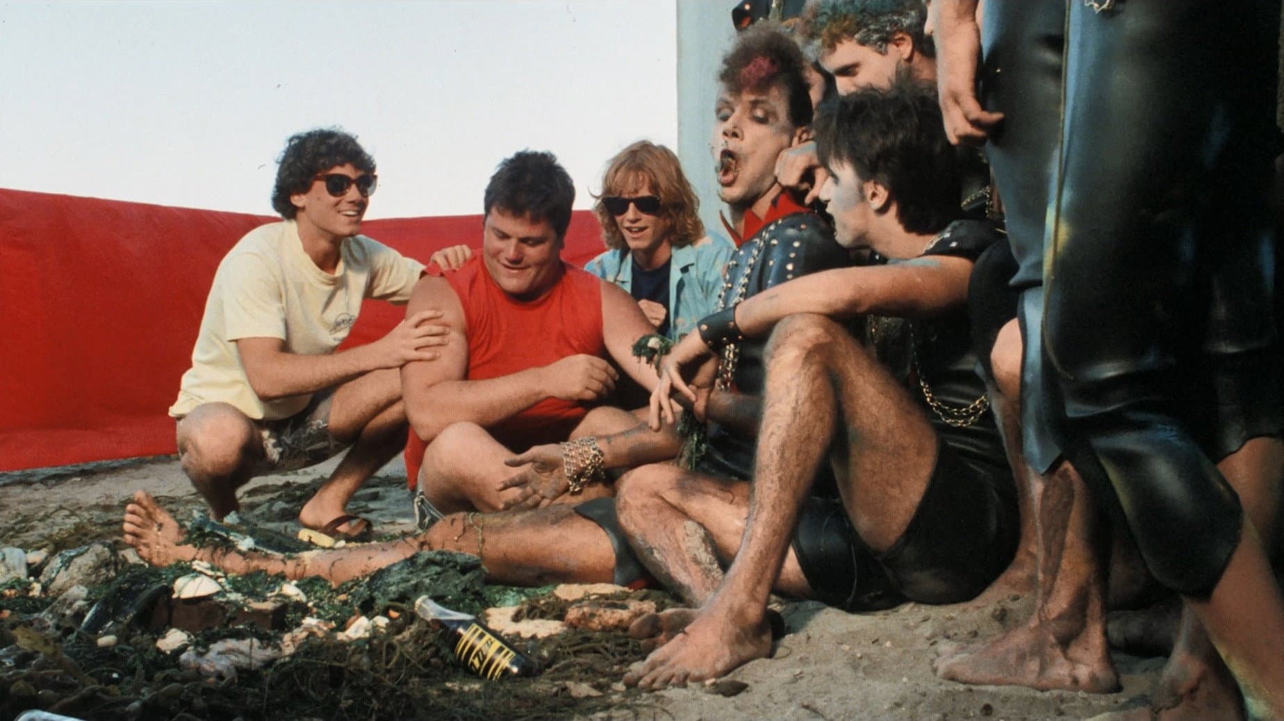 Surf II - Sole e Pupe a Surf City - immagine