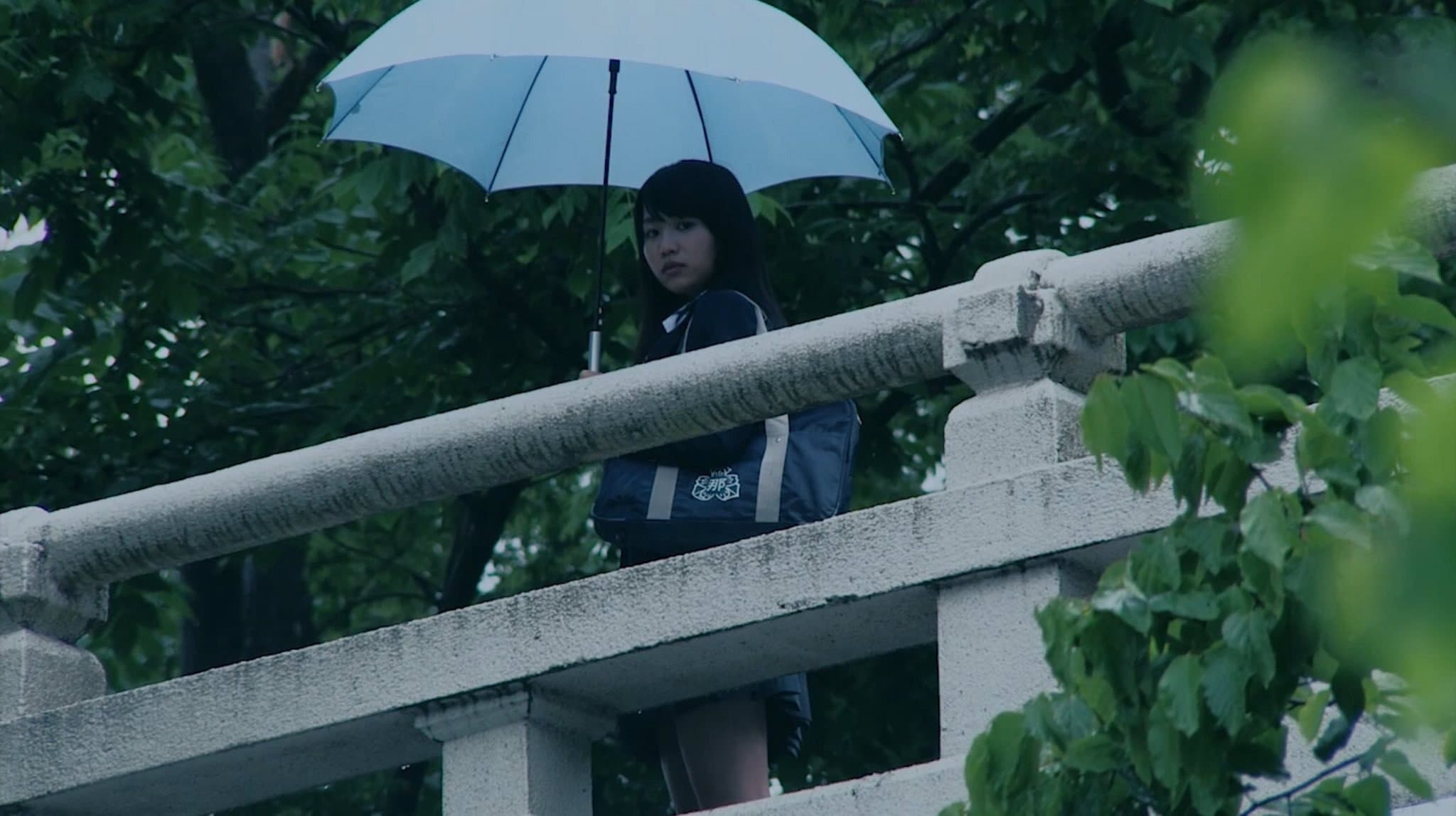 不気味なものの肌に触れる - immagine