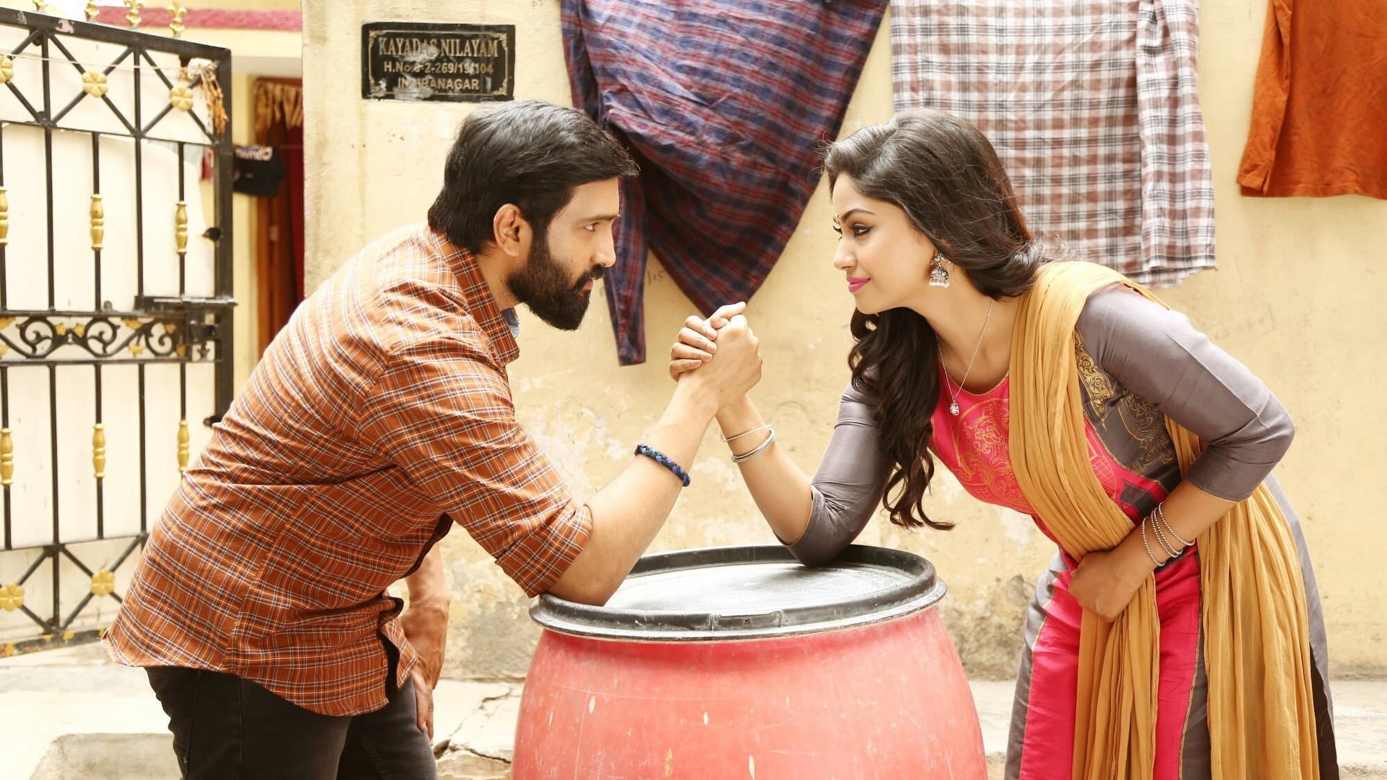 தில்லுக்கு துட்டு 2 - immagine