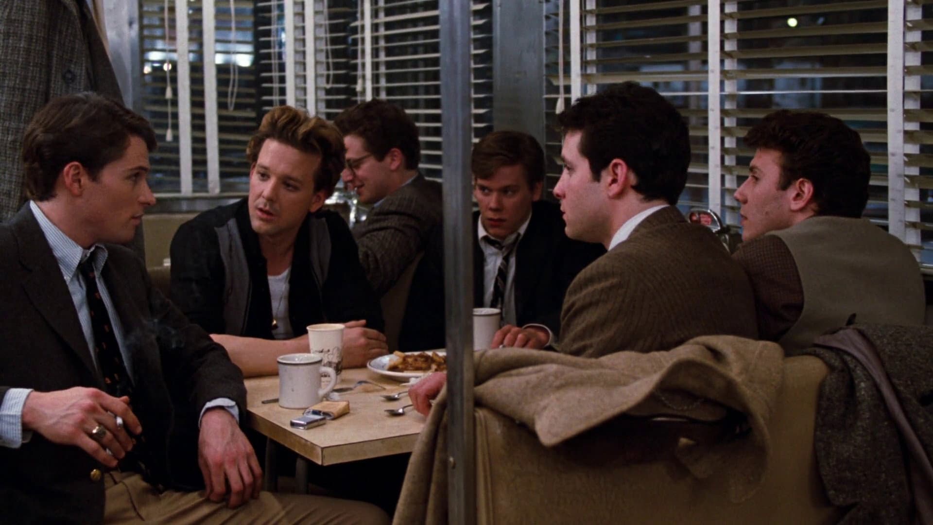 A cena con gli amici - immagine