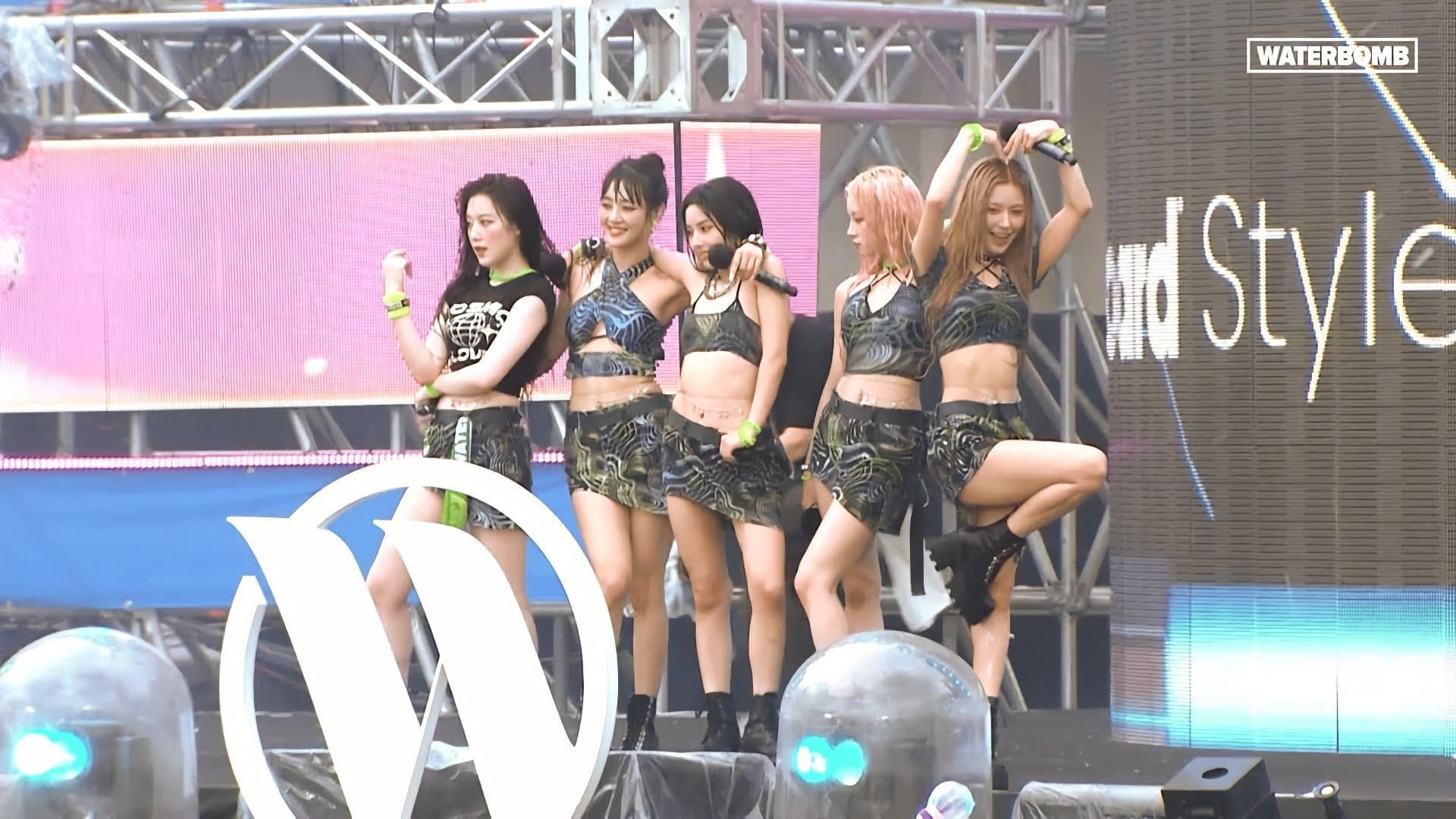 (G)I-DLE 2022 WATERBOMB SEOUL - immagine
