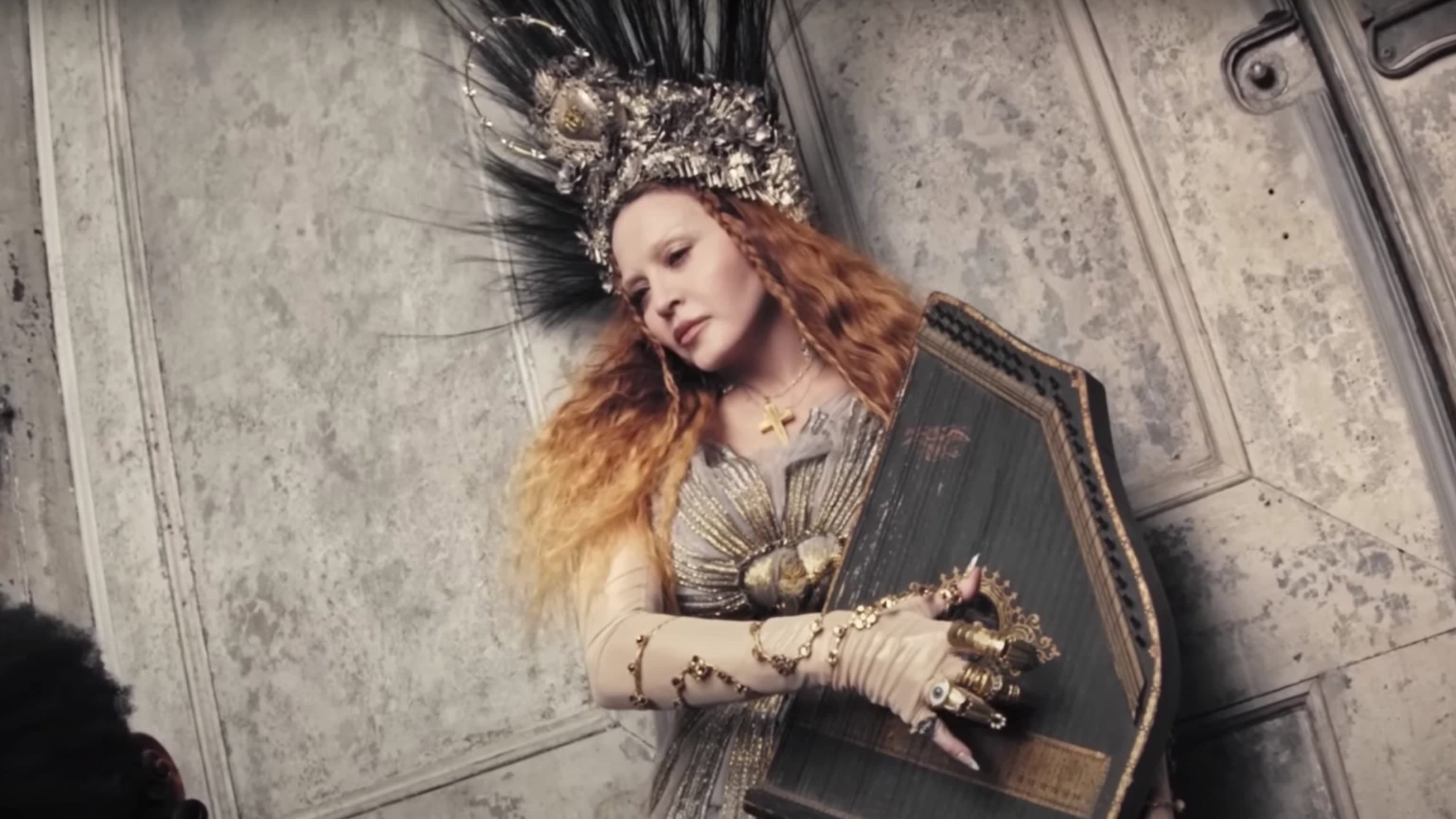 Madonna X Vanity Fair – The Enlightenment - immagine