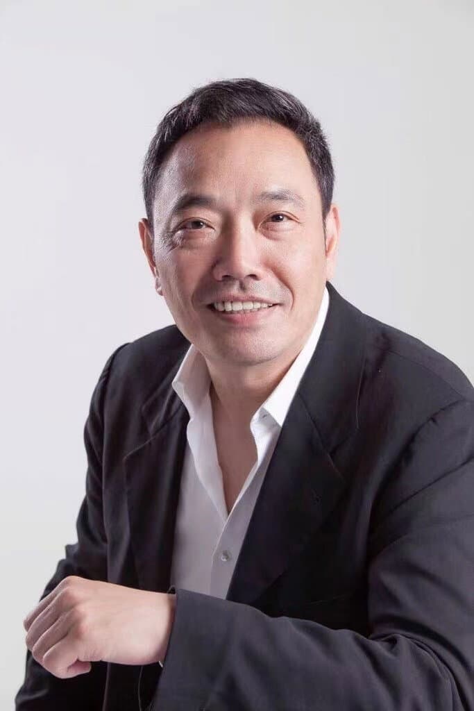 余偉國