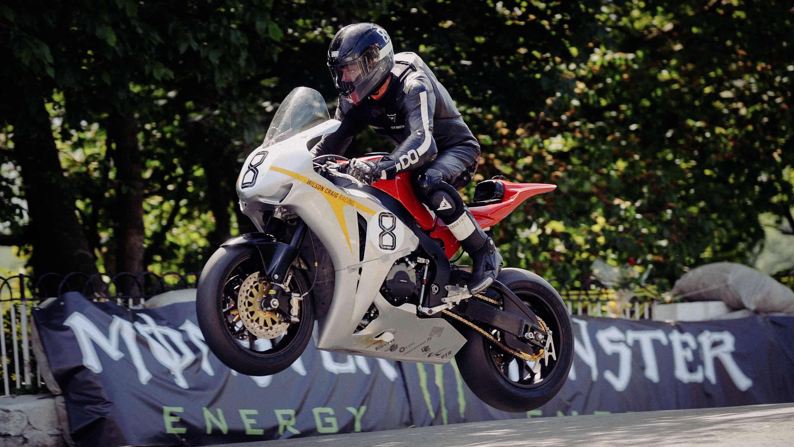 TT3D: Closer to the Edge - immagine