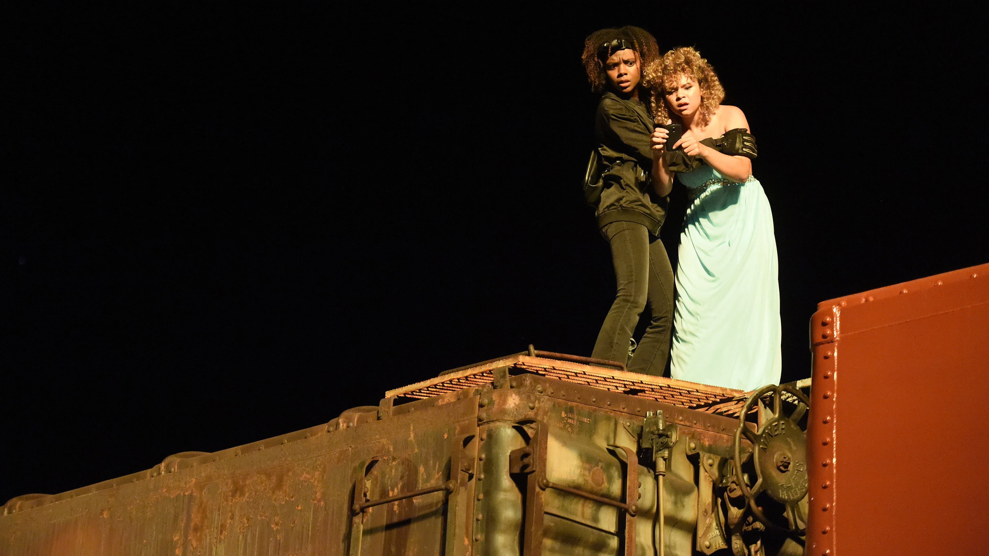 Deidra & Laney Rob a Train - immagine