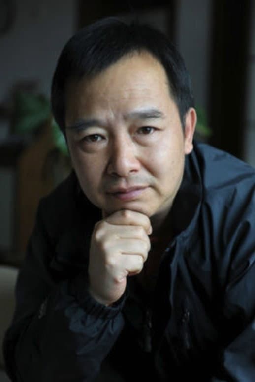 陈育新