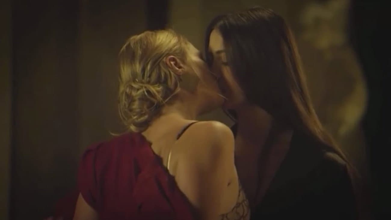 Breaking the Girls - immagine