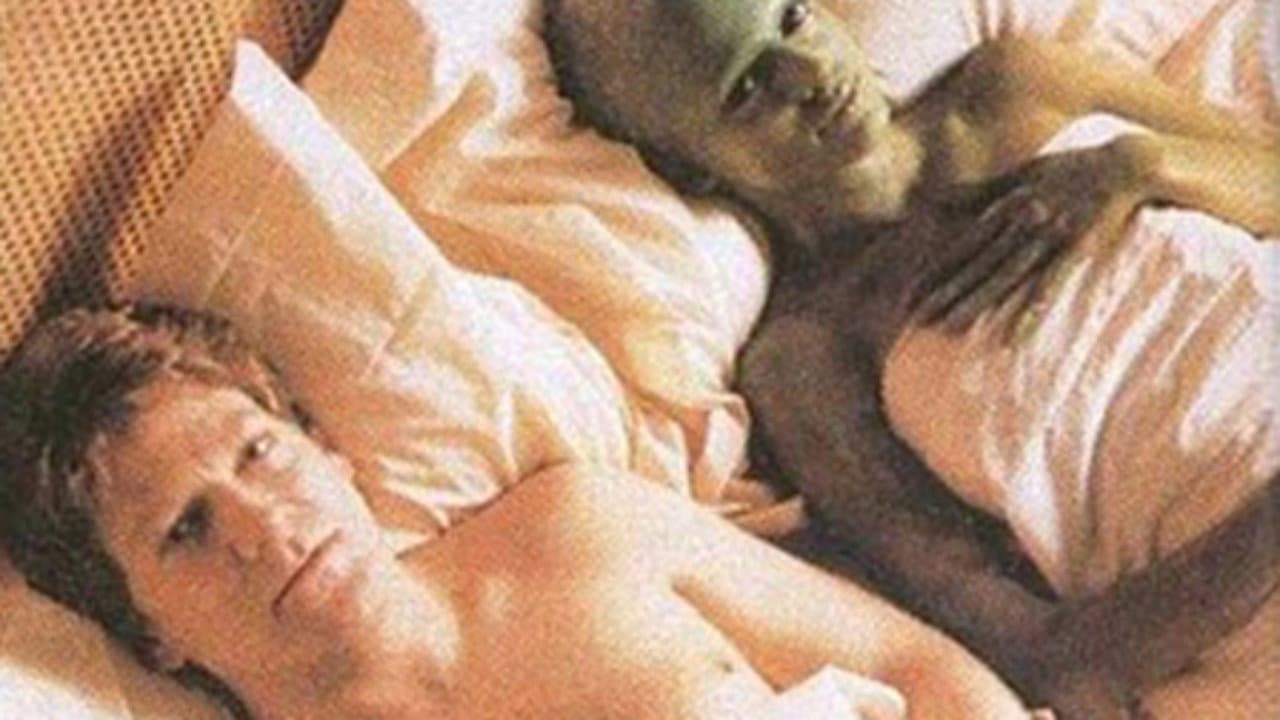 Alien Love Triangle - immagine