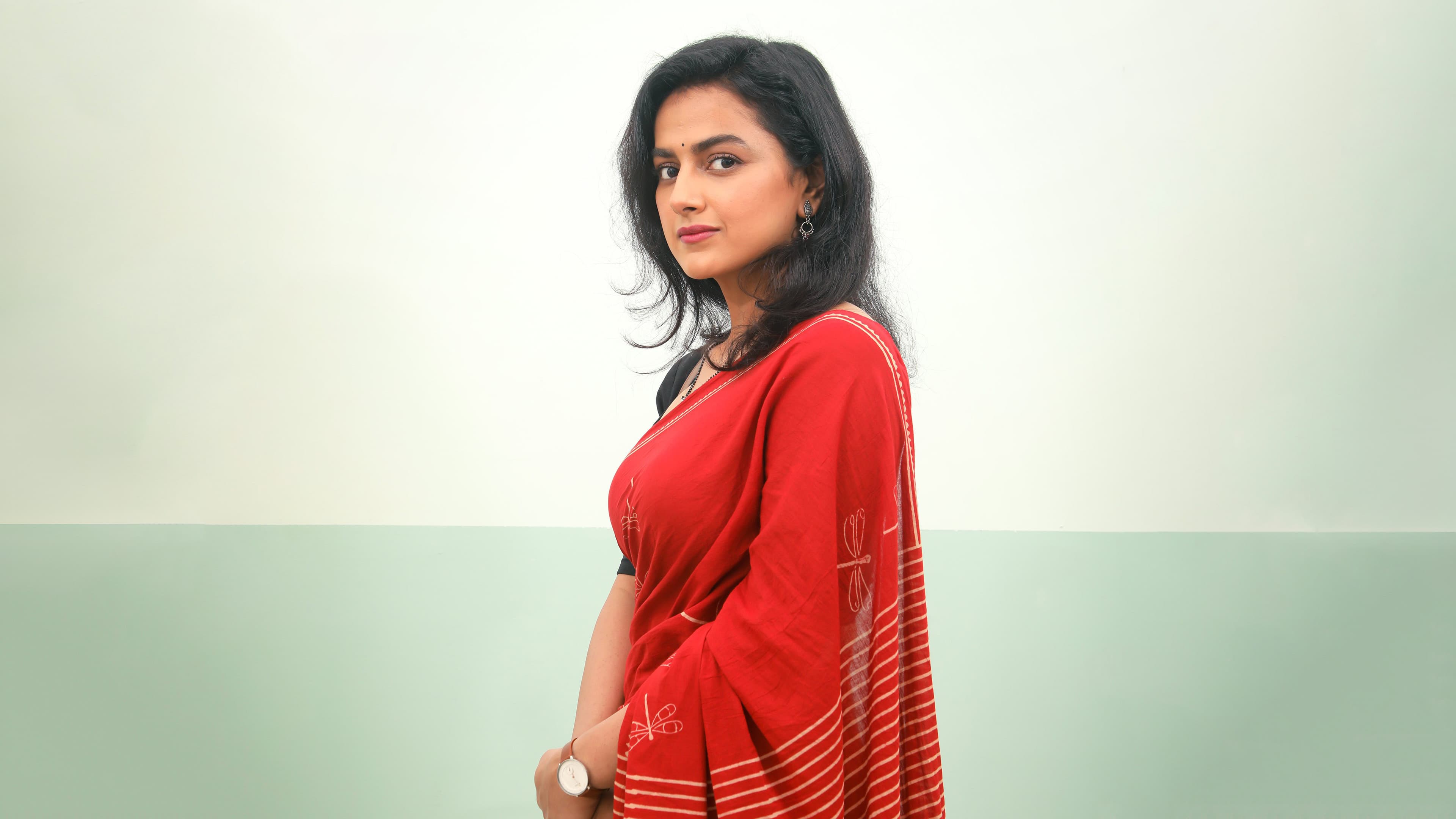 இறுகப்பற்று - immagine