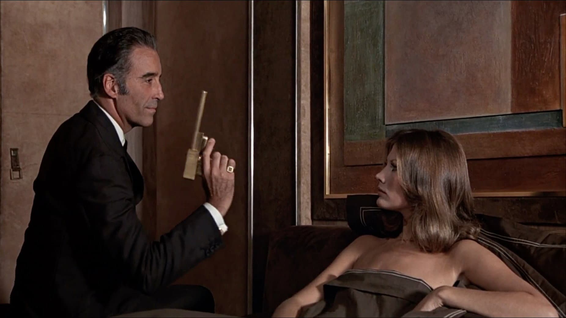 Agente 007 - L'uomo dalla pistola d'oro - immagine